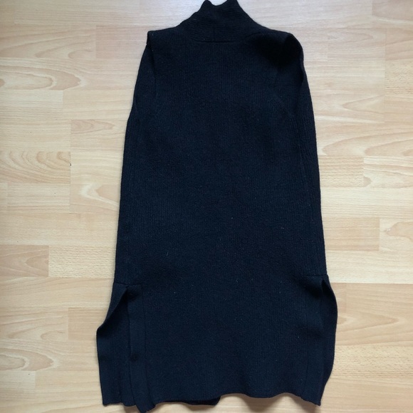100% Wool Sleeveless Black Cardigan - Wilfred / Aritzia - Picture 8 of 8